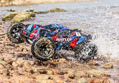 Traxxas Rustler 1/10 2WD BL 3S Stadium Truck RTR Röd