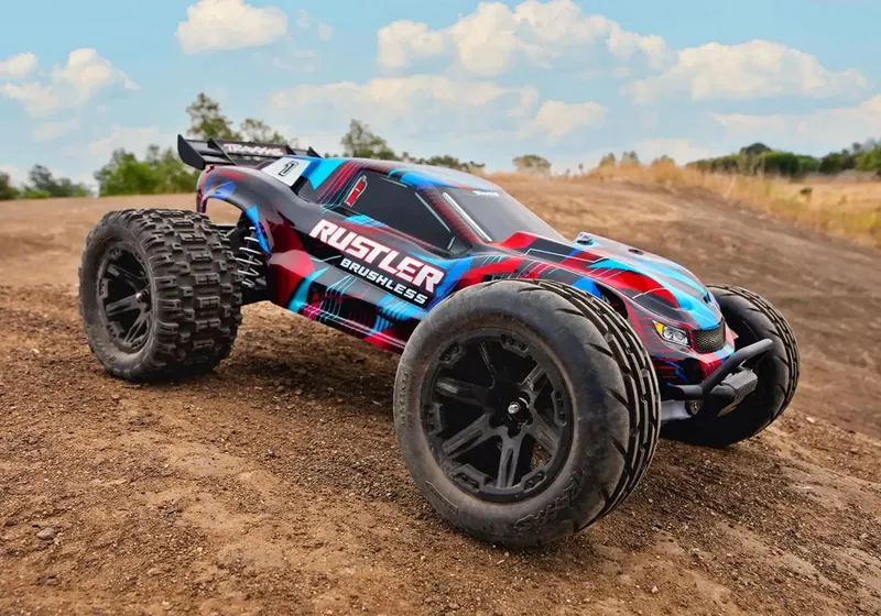 Traxxas Rustler 1/10 2WD BL 3S Stadium Truck RTR Röd