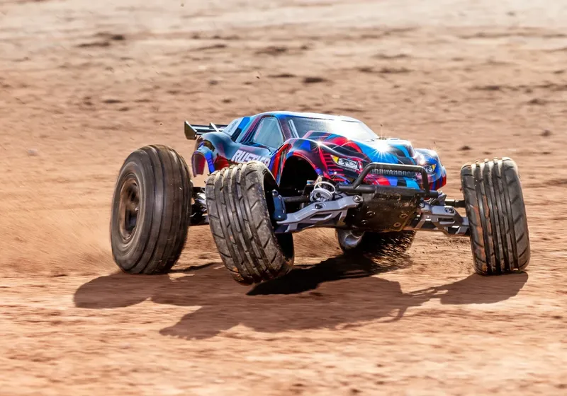 Traxxas Rustler 1/10 2WD BL 3S Stadium Truck RTR Röd