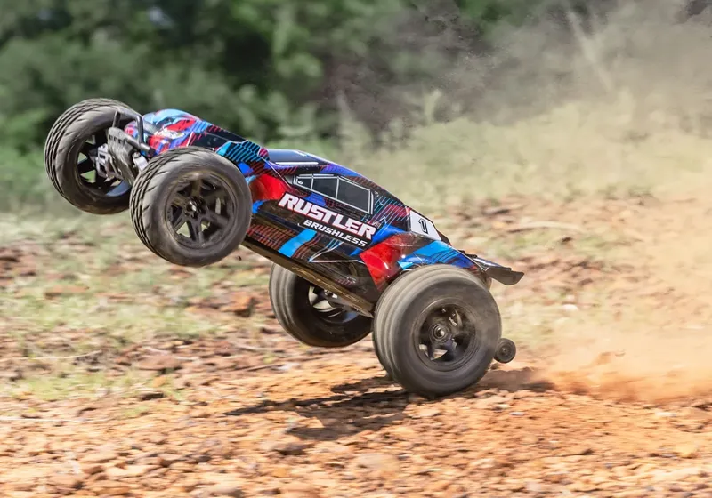 Traxxas Rustler 1/10 2WD BL 3S Stadium Truck RTR Röd