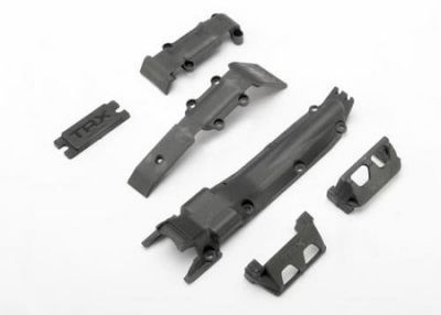 TRX7037 Skidplate set E-Revo 1/16