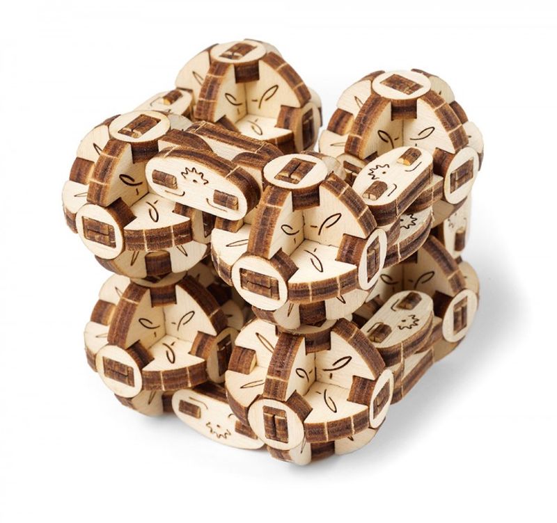 Ugears Flexi-Cubus Träbyggsats
