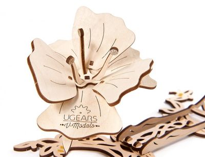Ugears Fjäril Träbyggsats