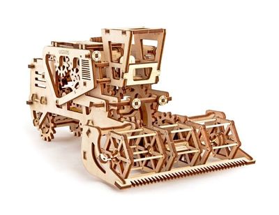 Ugears Combine Harvester Träbyggsats