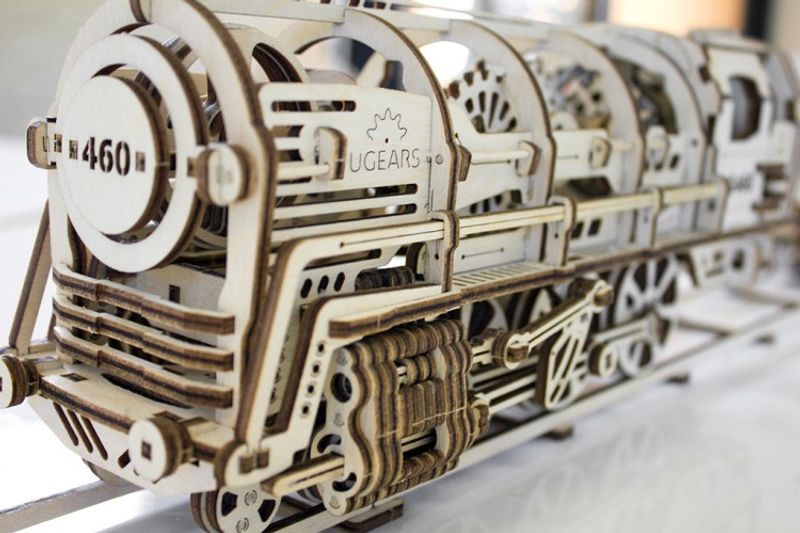 Ugears Steam Locomotiv U-460 Träbyggsats