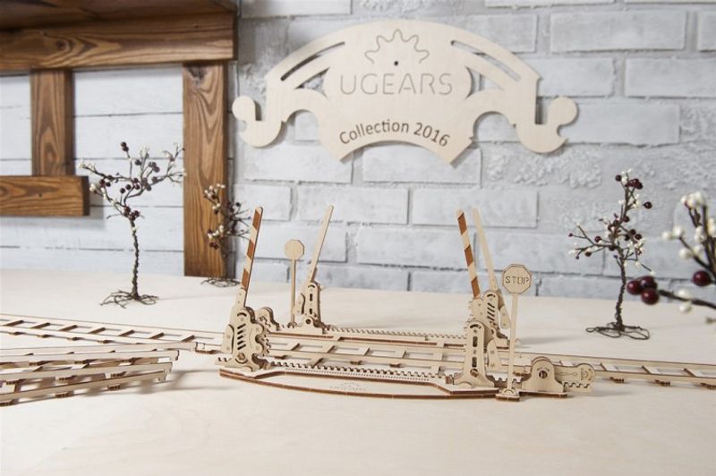 Ugears Set of Rails with Crossings Träbyggsats