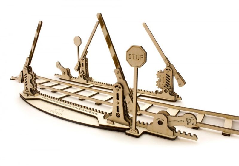 Ugears Set of Rails with Crossings Träbyggsats