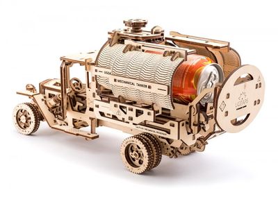 Ugears Tankbil Träbyggsats