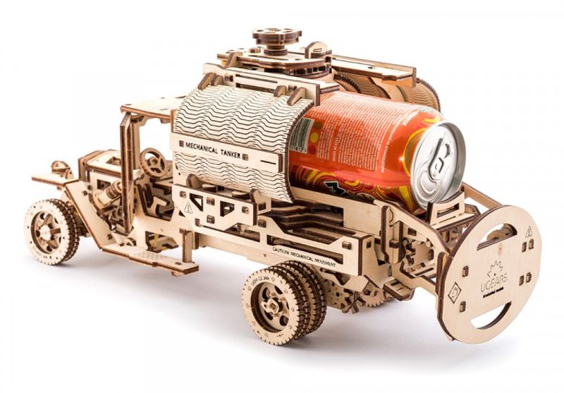 Ugears Tankbil Träbyggsats