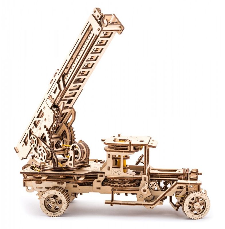 Ugears Brandbil Träbyggsats