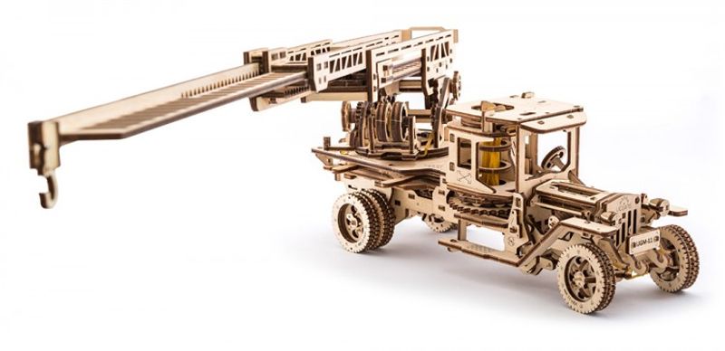Ugears Brandbil Träbyggsats