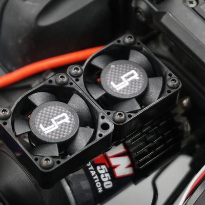 Kylfläns m. Dubbla 30x30mm Fläktar För 540 motor