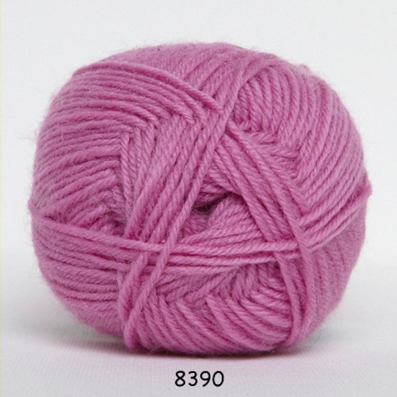 TRUNTE -6975 50G N MERINO ULL S/W