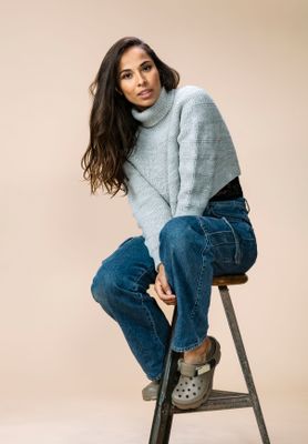 2622- Karina