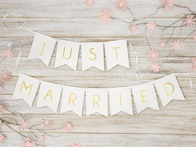 Vimpel, Just Married, vit