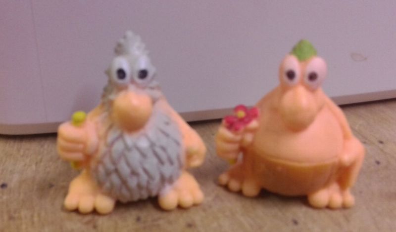 HERMAN HEDNING 2 ENKLA PLASTFIGURER