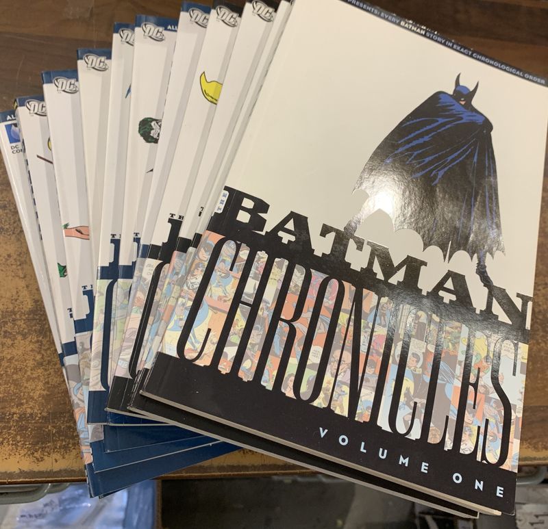 BATMAN CHRONICLES TP SET OF ALL 11 BOOKS