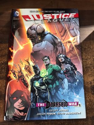 JUSTICE LEAGUE HC VOL 07 DARKSEID WAR PART 1