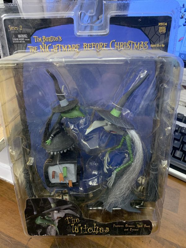 NBX (NIGTHMARE BEFORE CHRISTMAS) WITCHES ACTION FIGURE