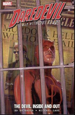 DAREDEVIL DEVIL INSIDE & OUT TP VOL 01