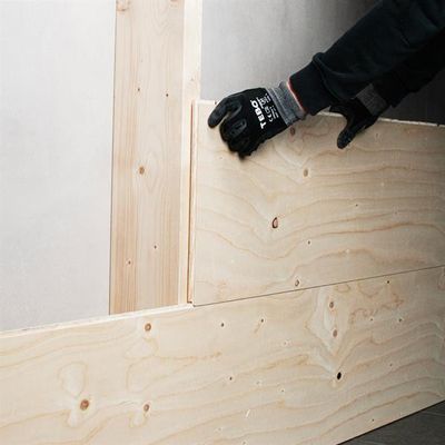 Plywoodskiva AquaPly spontad 15x300x2400