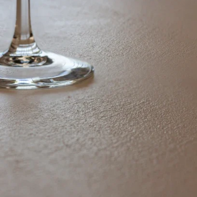 Glasfot på Feltona Cretezenz Microcement – Base – 12 kg