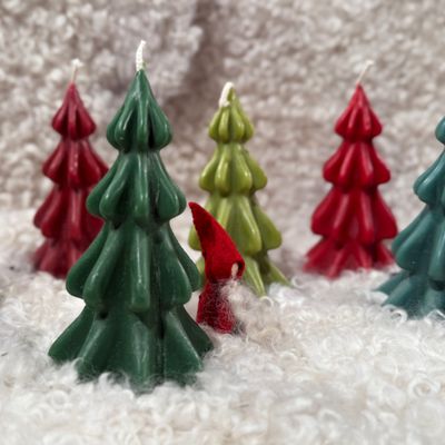 Ljus Gran Grön- hantverk från Saltå by