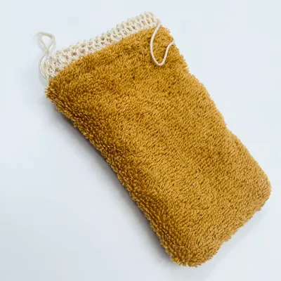 Exfolierande påse för tvålrester