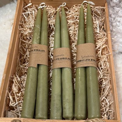 Handstöpta bivaxljus 2-pack Tallbarr