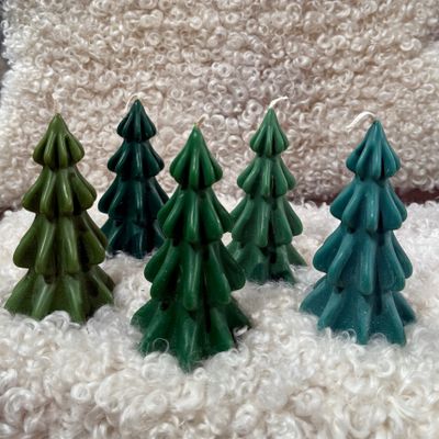 Ljus Gran Grön- hantverk från Saltå by