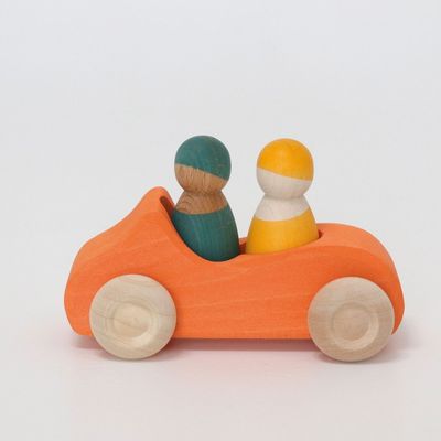 Personbil med två regnbågsvänner, orange