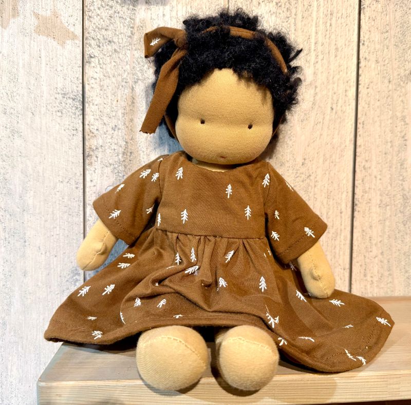 Waldorfdocka 40cm KONSTHANTVERK Lilla Timotej