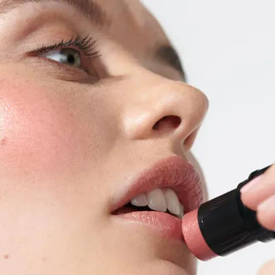 Lip to Cheek 03 Rosewood, Dr. Hauschka