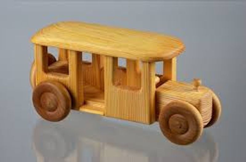 Stor buss i trä, Debresk