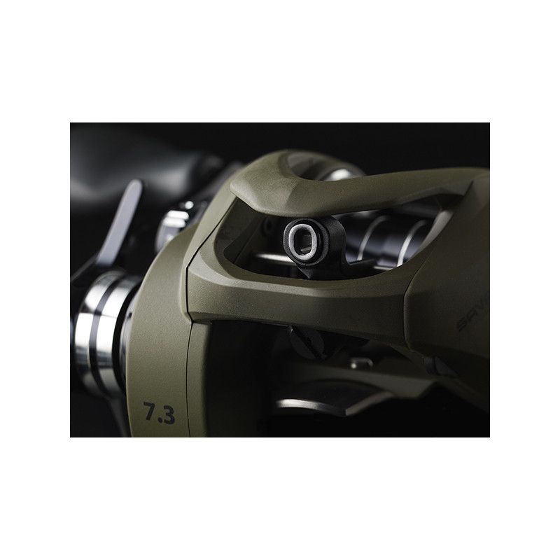 Savage Gear SG8 250 BC LH/RH