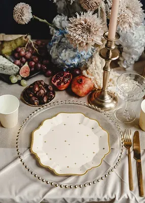 Papperstallrik beige med stjärnor