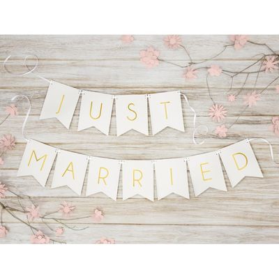 Girlang Just Married