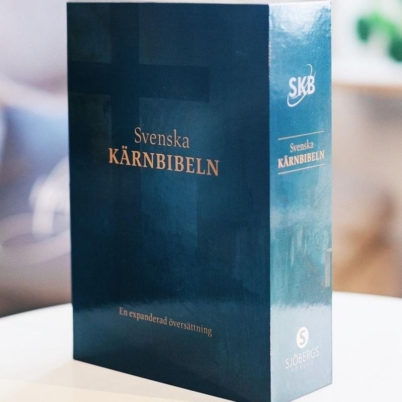 Svenska Kärnbibeln - Helbibel - Svart Cabraskinn