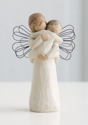 Angels Embrace - Willow Tree
