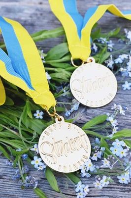Medalj med Sverigeband: Student / Hopp & framtid