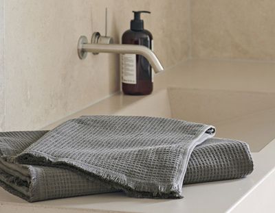 Haze Grå Badrumshandduk Frotté Borganäs of Sweden