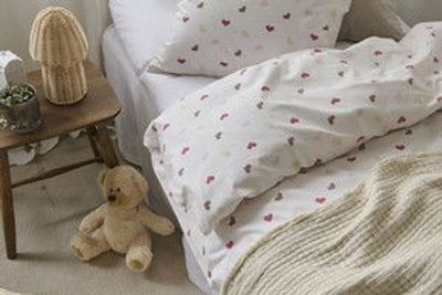 Hjärtrud Beige Bäddset Enkeltäcke 150x210 Borganäs of Sweden
