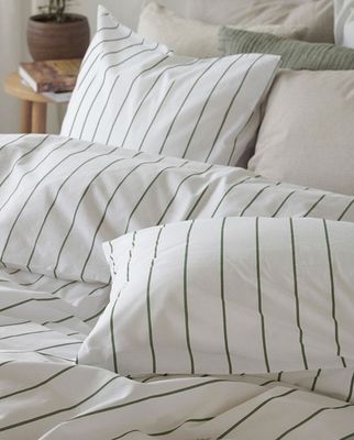 Saga Grön Randigt Bäddset Dubbeltäcke 220x210 Borganäs of Sweden