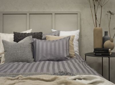 Hotellpaket Grå Standard - Täcke, kudde och bäddset