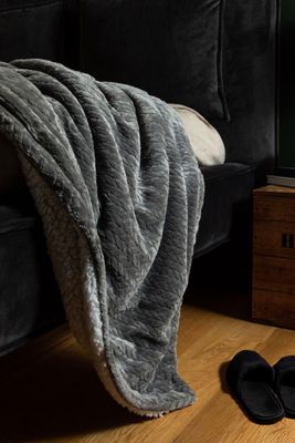 Sherpapläd Smeviken Grå 130x170 Kosta Linnewäfveri