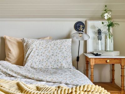 Lotta Beige Blommor Bäddset Enkeltäcke 150x210 Redlunds