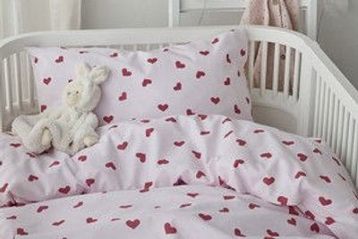 Hjärtrud Rosa Barn Bäddset Spjälsäng 100x130 Borganäs of Sweden