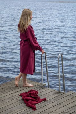 Morgonrock College Vinröd Kosta Linnewäfveri