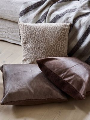 Dillon Beige Leopard Kuddfodral 45x45 Redlunds