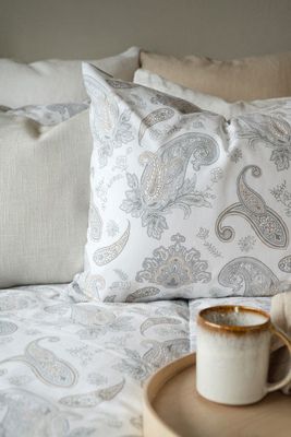 Tilly Grå Paisley Bäddset Enkeltäcke 150x210 Borganäs of Sweden